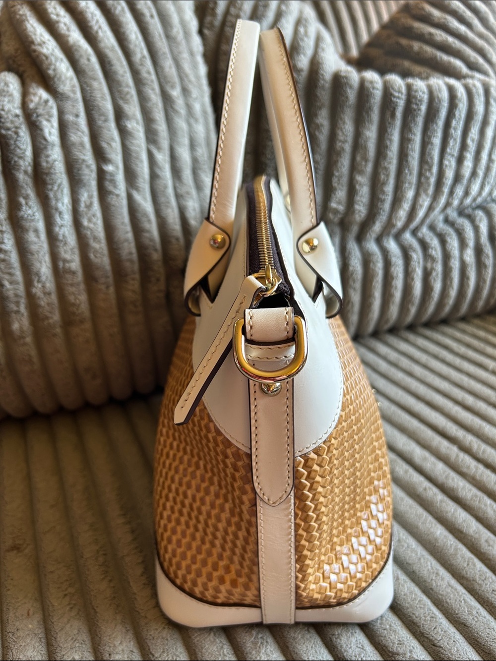 Dooney & Bourke 1975 Beacon Collection Woven Domed Satchel NWOT White Leather - Picture 12 of 16